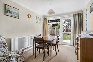 Dining room- click for photo gallery
